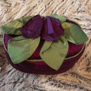 Travel jewelry pouch